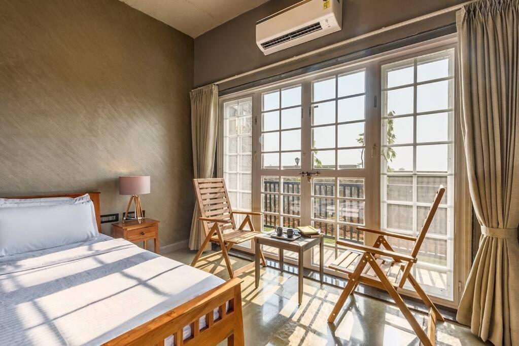 Stone Mansion By Phoenix Stays إيغاتبوري المظهر الخارجي الصورة